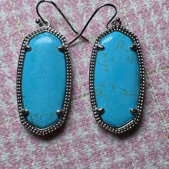 Kendra Scott Earrings - Picture 3 of 5
